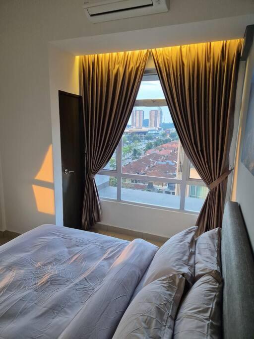 Pangsapuri Walking Distance To Mount Austin 3 6 Pax *