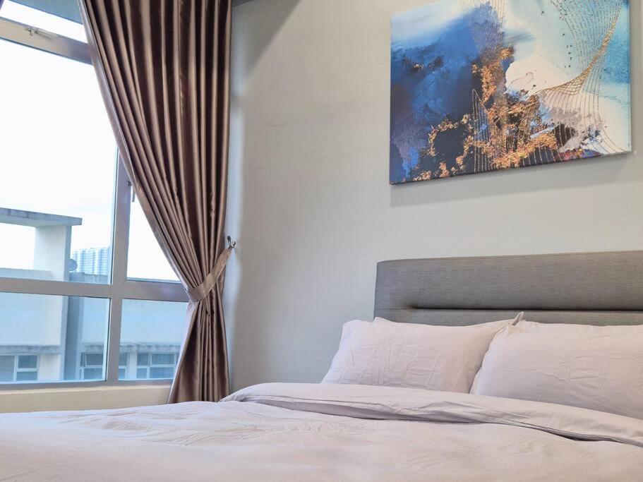 Walking Distance To Mount Austin 3 6 Pax Apartment Johor Bahru